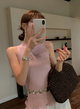 OWENANA耳畔轻波·圆领修身鱼骨木耳卷简约淑女设计感针织背心26