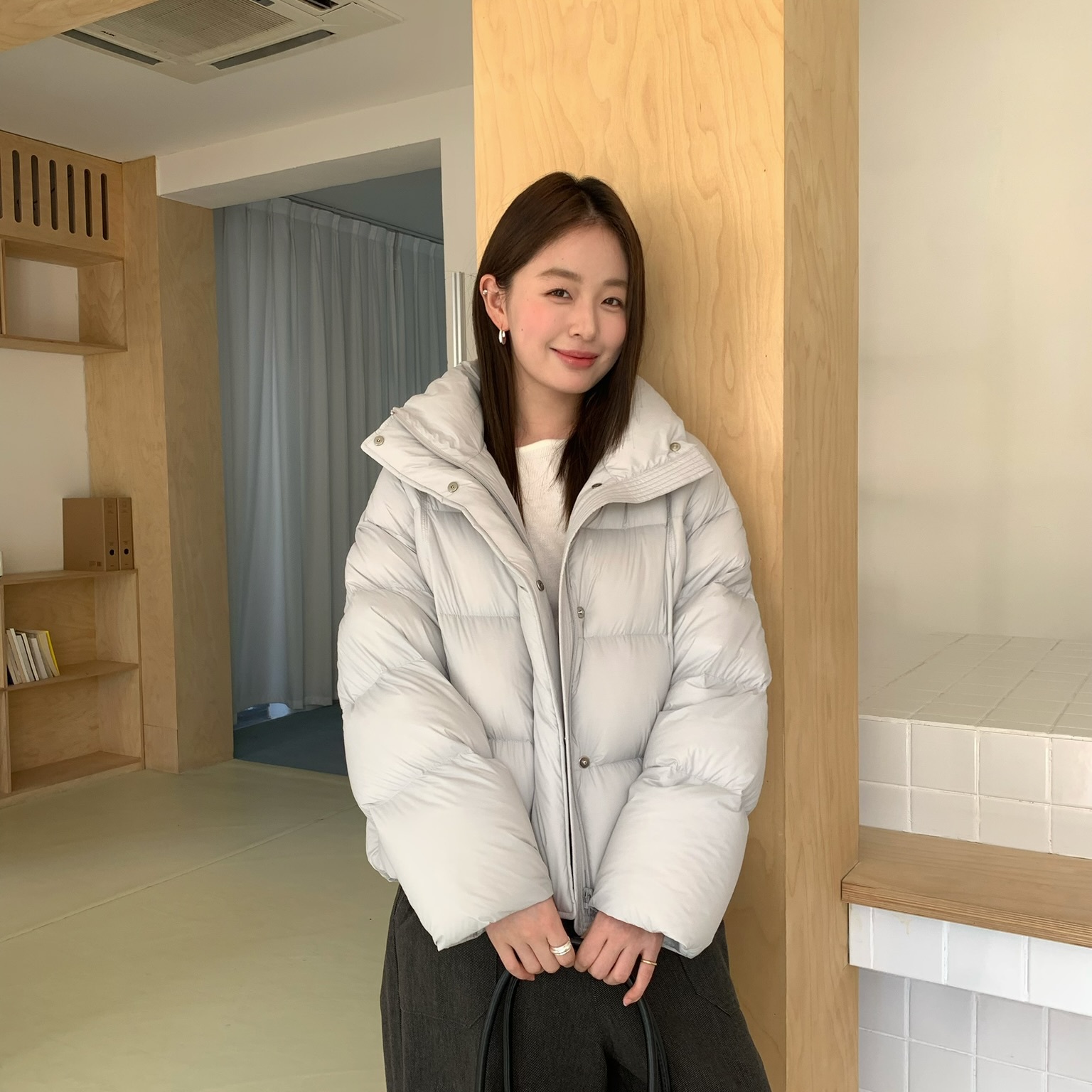 静茹版羽绒服女短款面包服三星超好看立领保暖羽绒服外套ace2132