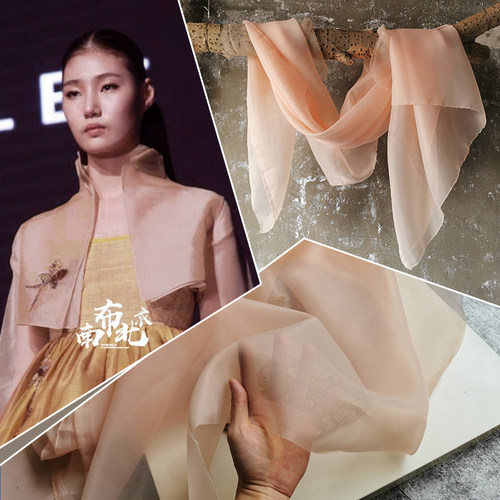 高密刺绣闪光欧根纱女装礼服走秀