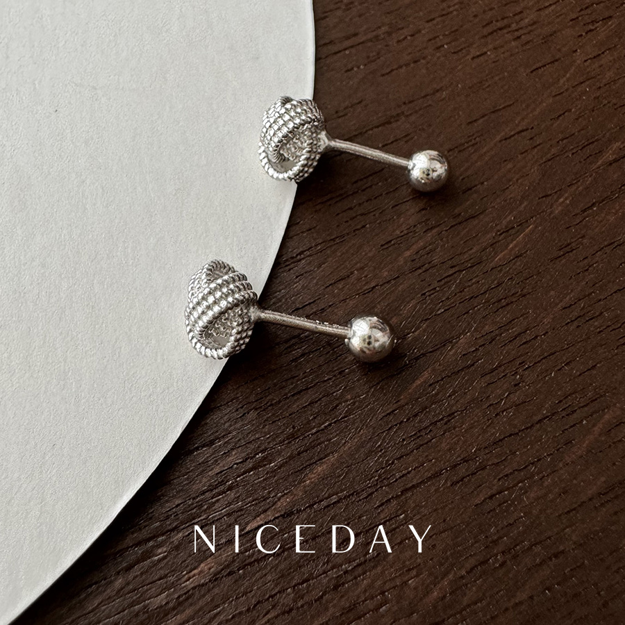 Niceday耳饰S999足银螺丝绳结养耳洞洗睡免摘小众通勤百搭耳钉