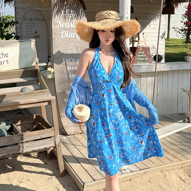 温泉游泳衣女分体胖mm大码三件套遮肉挂脖裙式泡温泉女士纯欲泳装