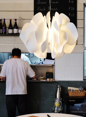 Nightbloom现代简约北欧灯卧室温馨书房餐厅客厅陶瓷花瓣蝴蝶吊灯