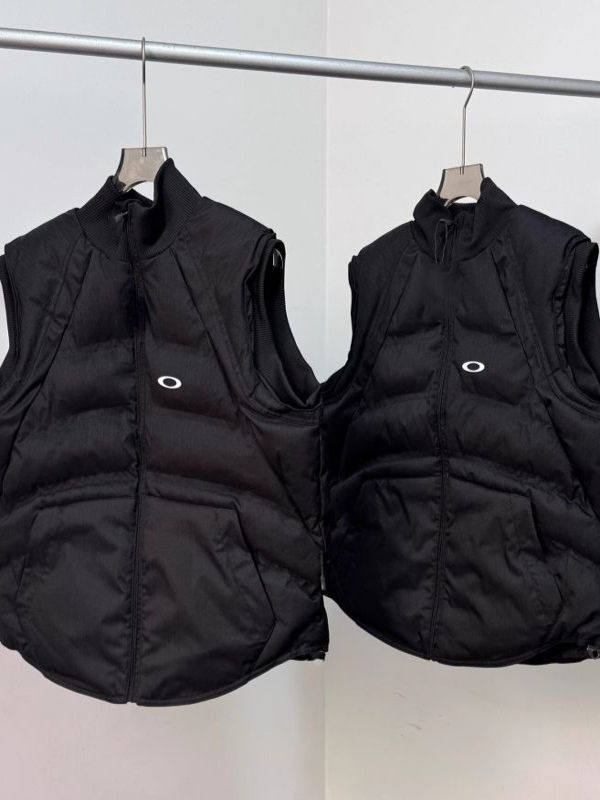 thumbnail for American Retro Zipper Deconstructed Vest for Men and Women, Lightweight and Warm Short Wide Waistcoat Jacket for Autumn and Winter, Trendy Cotton Clothing for Men
