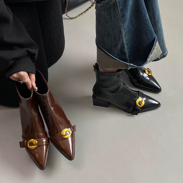 AII GUIFEI复古随性尖头金属扣设计皮带扣短靴026-3女短筒韩系ins