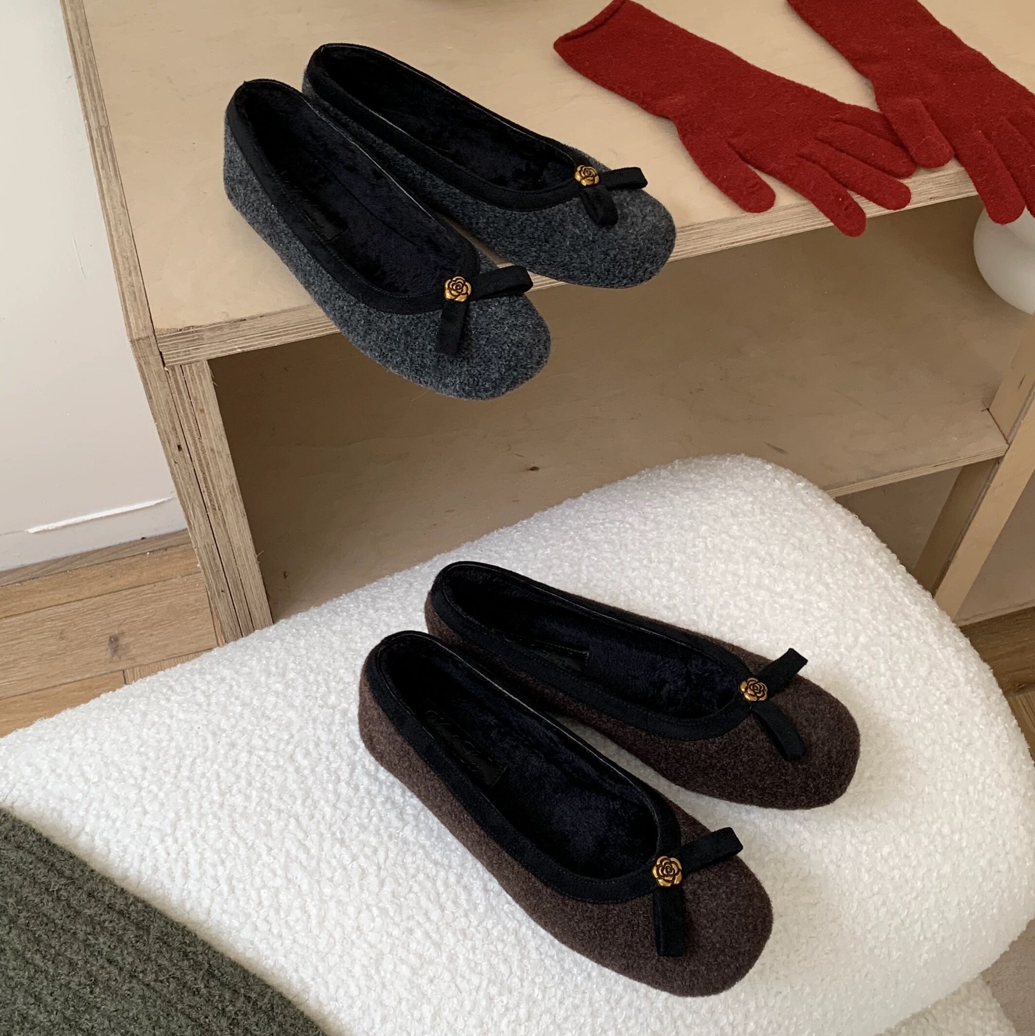 Vela复古毛呢圆头蝴蝶结浅口平底单鞋温柔晚风加绒内增高毛毛鞋女