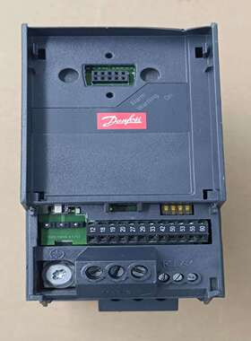 议价0.75KW变频器136N8927 480v 功能正常