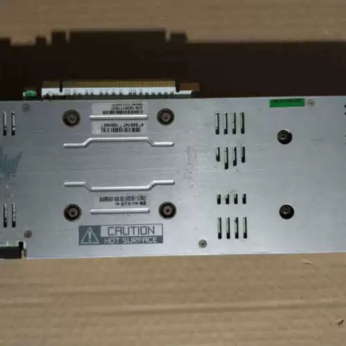 议价影驰960名人堂，4G，物品，成色实物拍摄，具体功能没有