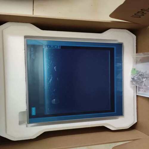议价6AV2 124-0MC01-0AX0裸肌，99新，配件齐全