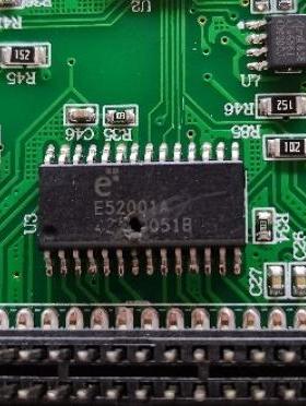 E52001A  汽车车身电脑板多功能驱动芯片 进口 可直拍