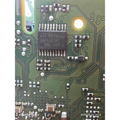 STM8AF6223PCX 嵌入式处理器和控制器 TSSOP20 印丝8AF6223PC