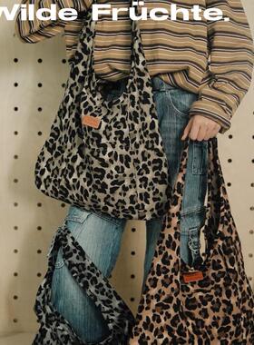 野菓WildeFrüchte.2024秋冬新豹纹系列单肩Hobo包大容量托特包包