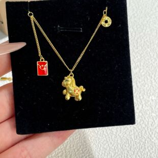 s925纯银镀黄金色马上有钱吊坠项链生肖马红包小马新中式女锁骨链