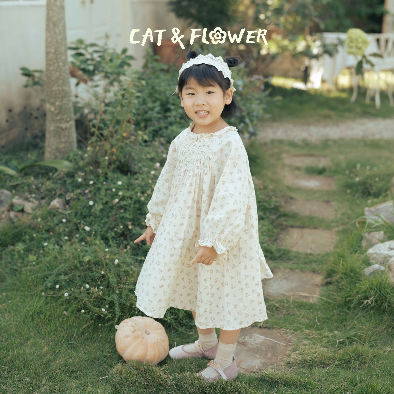Cat&Flower女童米白秋季甜美碎花长袖连衣裙森系公主裙弹力袖口