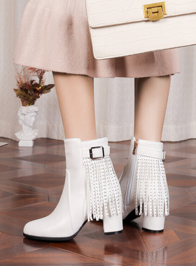 皮靴皮鞋粗跟高跟短靴女白色靴子流苏靴短筒特大码女靴 33-52 PGY