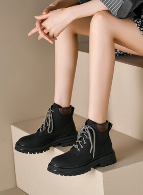 秋冬棕黄色靴子厚底马丁靴休闲短靴学生鞋平底短筒女大码女靴 YM