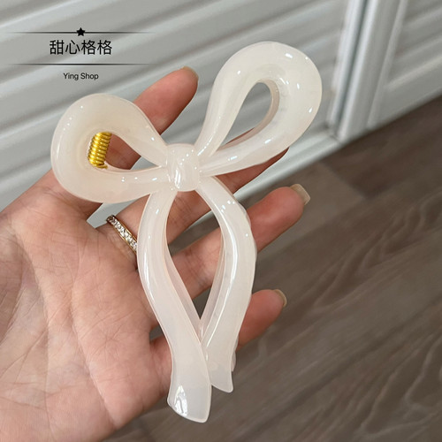蝴蝶结灵动大抓夹高级感亚克力