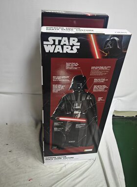 成人限量版发声发光黑武士 Adult Limitted Darth Wader