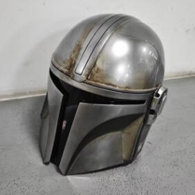 Mandalorian 带瑕疵限量版 The 曼达洛成人大头盔 Helmet Adult