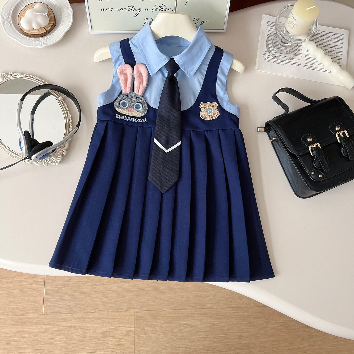 无袖2024夏季小兔子制服新款韩版