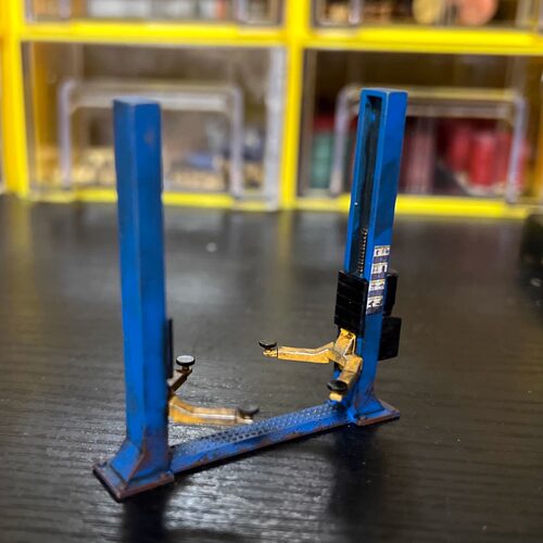 EZ 1：64举升机小比例场景摆件 修理厂工具模型