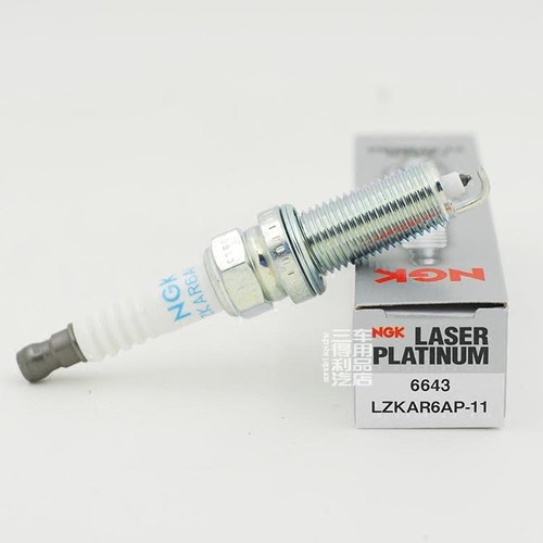 NGK铂金火花塞LZKAR6AP-11 6643适用于日产逍客骐达骊威轩逸