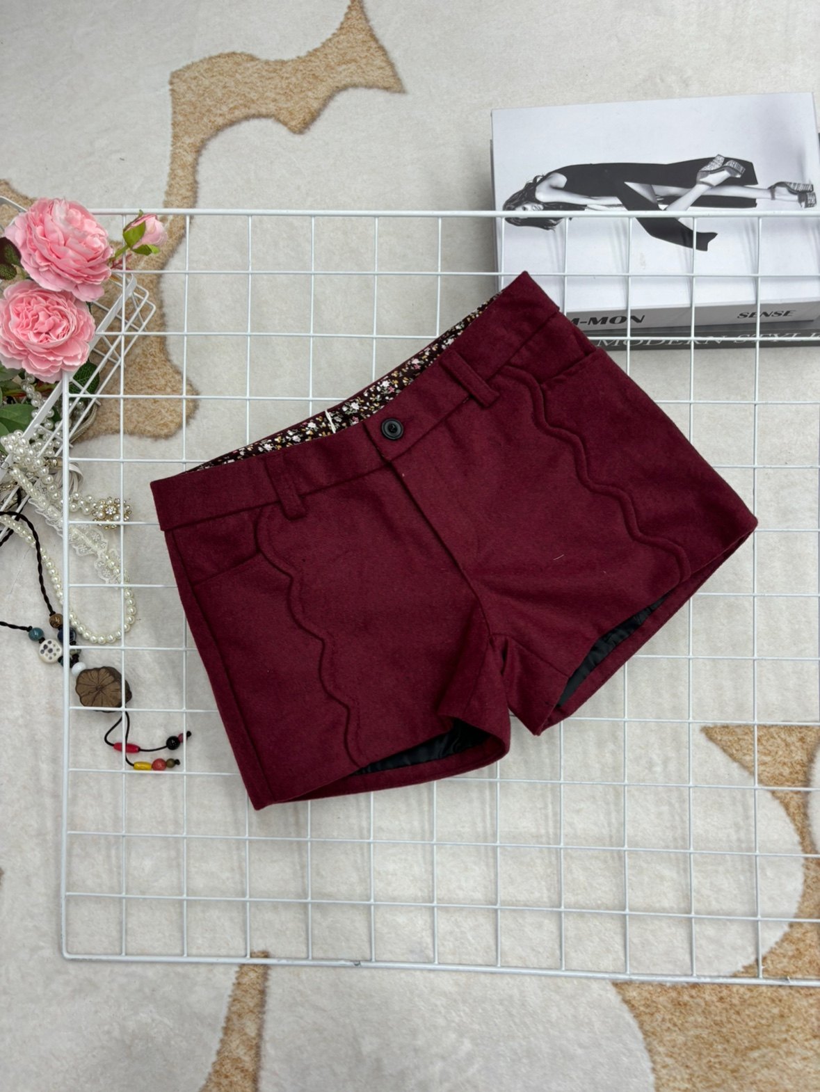薄呢休闲热裤复古红短裤韩版百搭休闲裤显瘦宽松外穿字阔裤子,女装/女士精品,休闲裤,淘宝优惠券,粉丝福利购,淘宝优惠卷