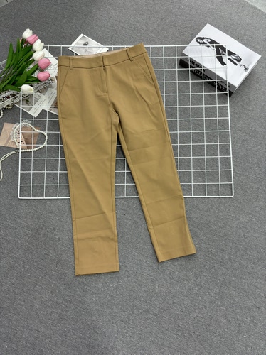 卡其色高端时尚百搭小脚休闲裤女设计感小众修身显瘦减龄裤子