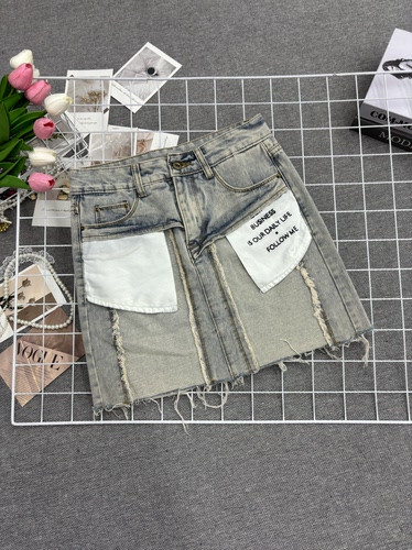 高端时尚简约甜酷拼色牛仔短裙女设计感小众宽松显瘦减龄半身裙