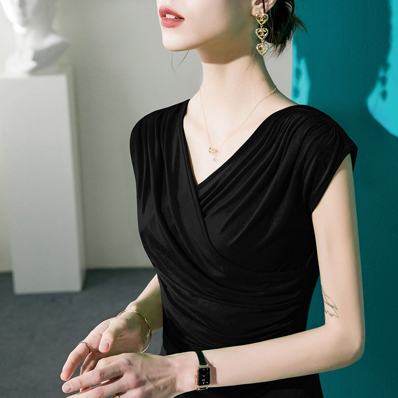 2025秋季新款莫代尔V领背心女包袖修身设计感纯色无袖女装上衣