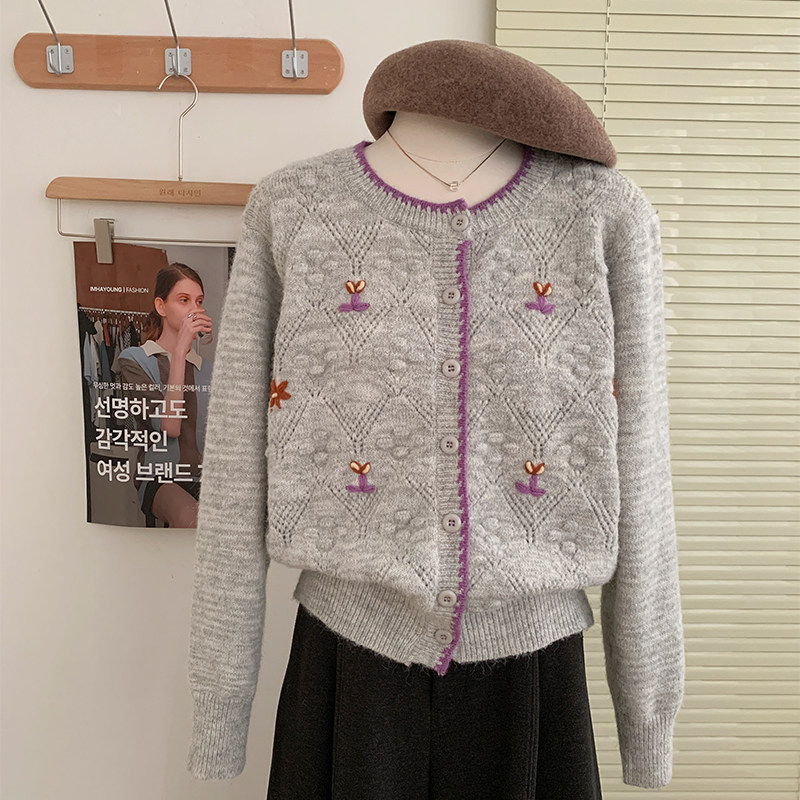 花花家韩系2025秋冬新款花朵针织开衫女温柔镂空圆领灰色刺绣毛衣,女装/女士精品,毛针织衫,淘宝优惠券,粉丝福利购,淘宝优惠卷