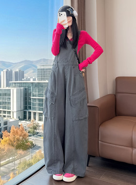 减龄工装风牛仔背带裤女宽松显瘦