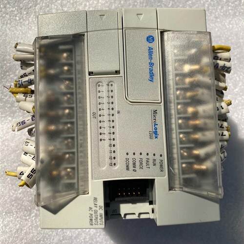 罗克韦尔PLC 两套,需要的老板打包带走,不单卖。成色漂询价为准