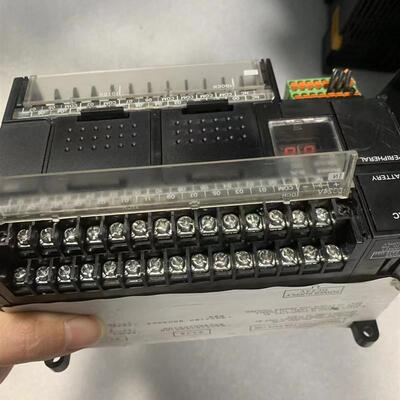 PLC  CP1H-XA40DT-D(1.2版,700询价为准