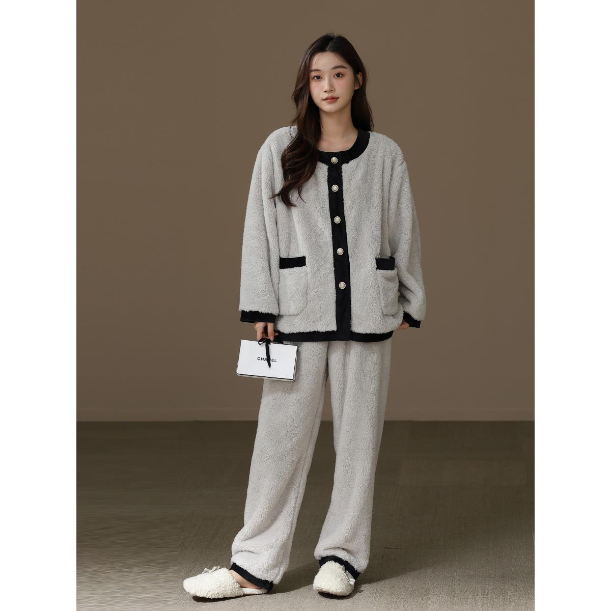 维多利亚保暖珊瑚绒加绒睡衣套装