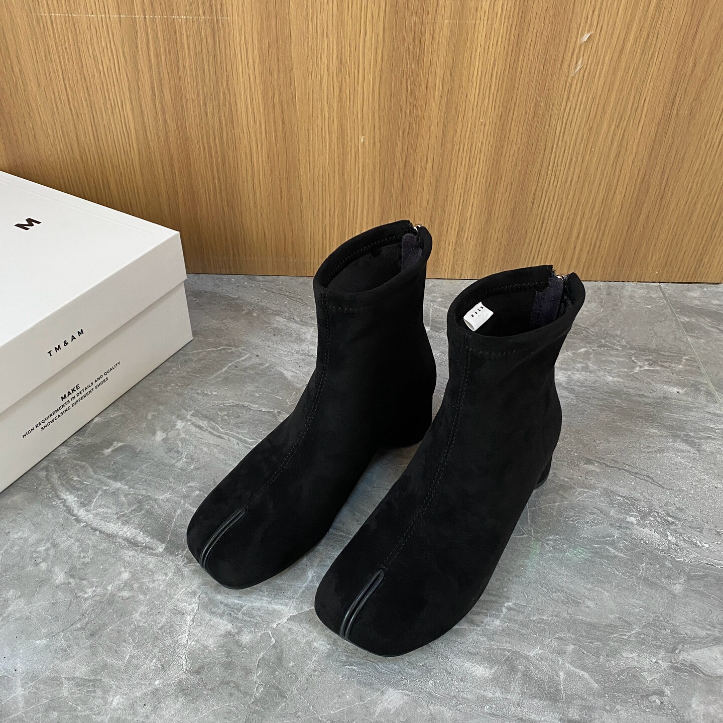 黑色分趾不累脚马丁短靴女秋冬