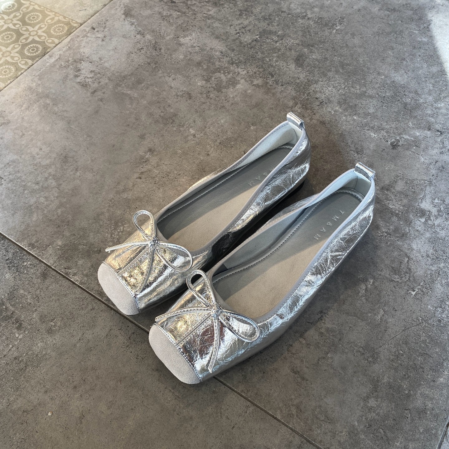 法式蝴蝶结银色芭蕾舞鞋女浅口方头平底单鞋软皮百搭欧美风奶奶鞋,女鞋,时尚芭蕾鞋,淘宝优惠券,粉丝福利购,淘宝优惠卷