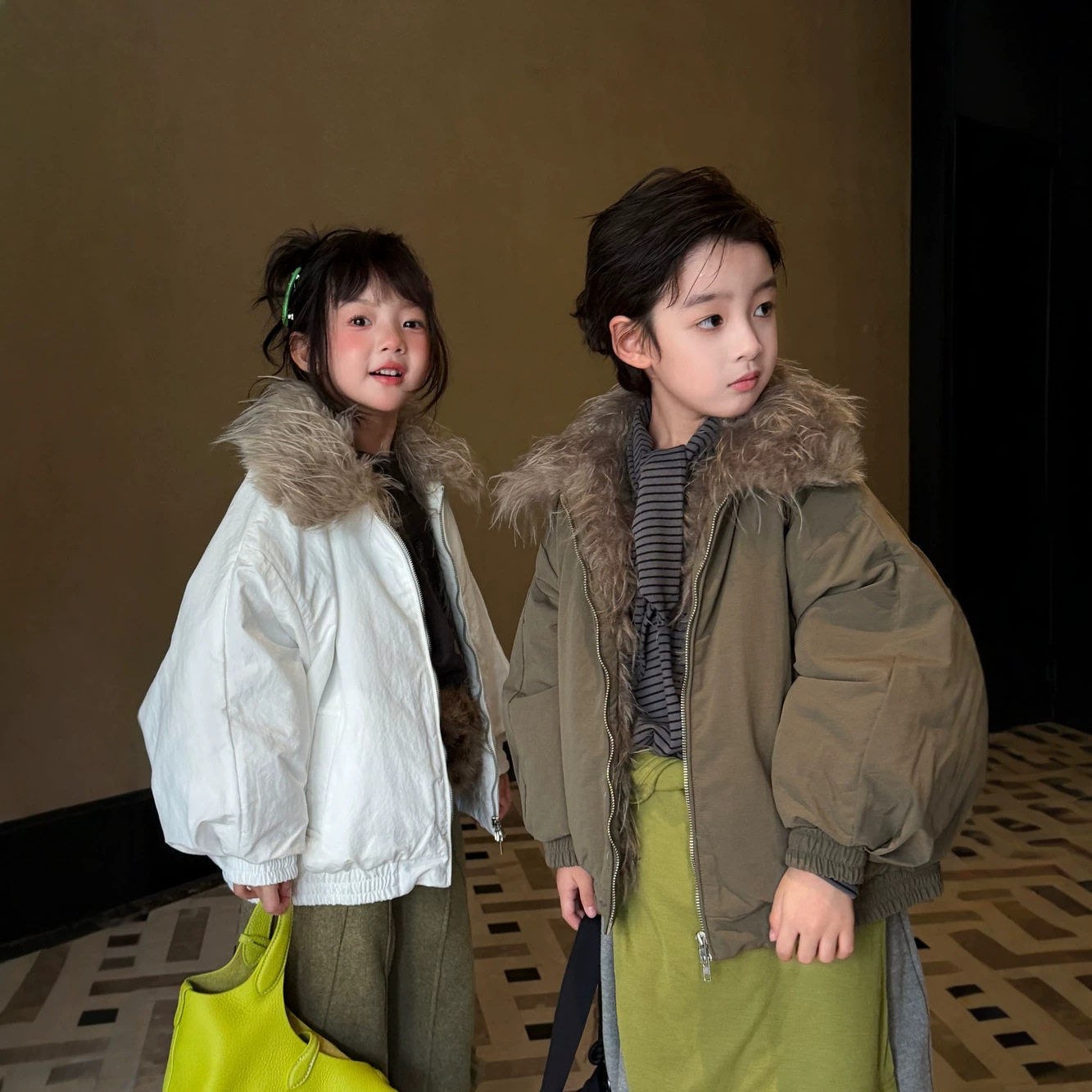 冬装暖童外套2026冬季男童女童韩版纯色毛毛棉服儿童加厚休闲夹克