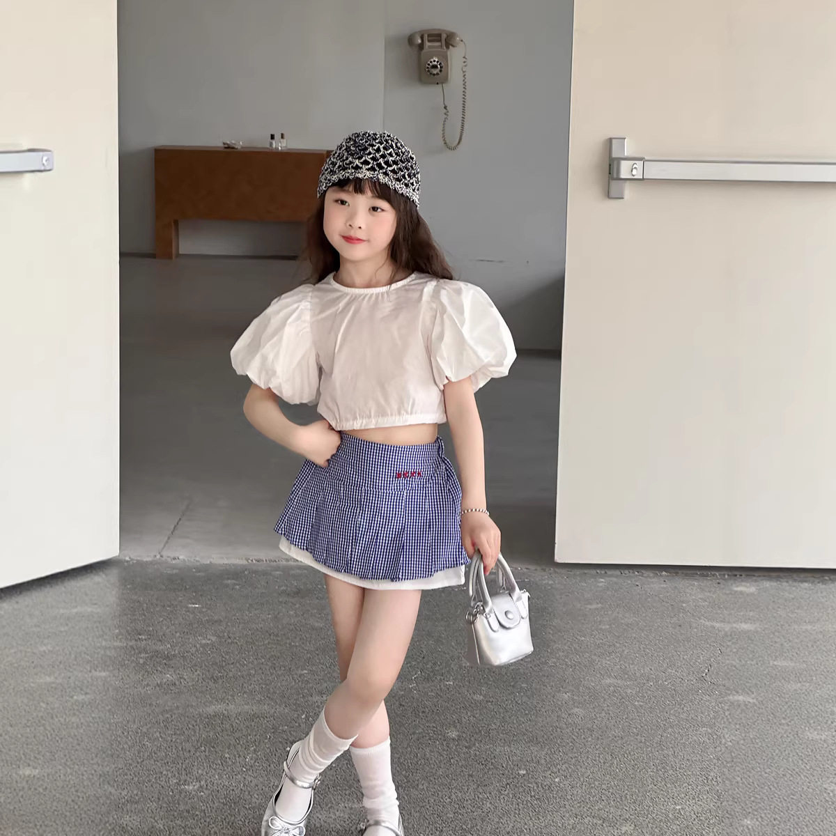 韩系夏装 女童白色泡泡袖衬衫 女宝宝夏季设计感露背绑带短款上衣