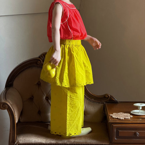 韩系童装2026夏季新款女童裤子黄色刺绣提花休闲裤屁帘裤子夏装新