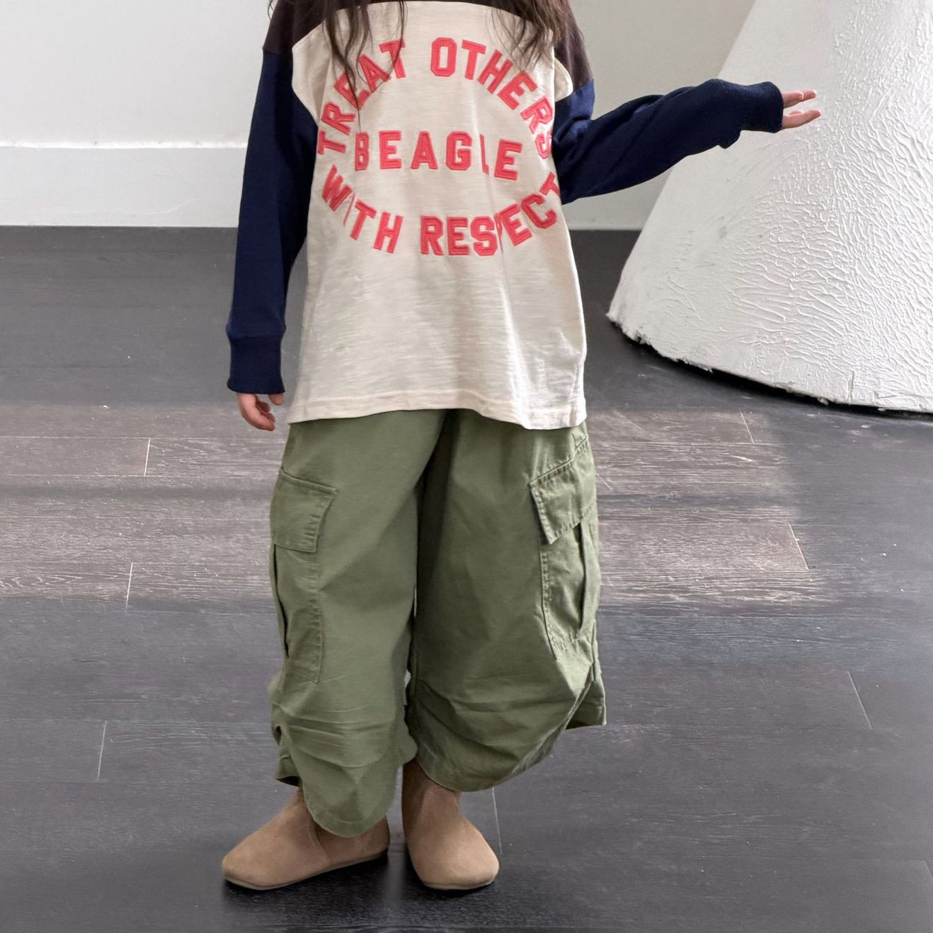儿童美式复古宽松褶皱阔腿工装裤秋款韩系男女童大口袋休闲八分裤