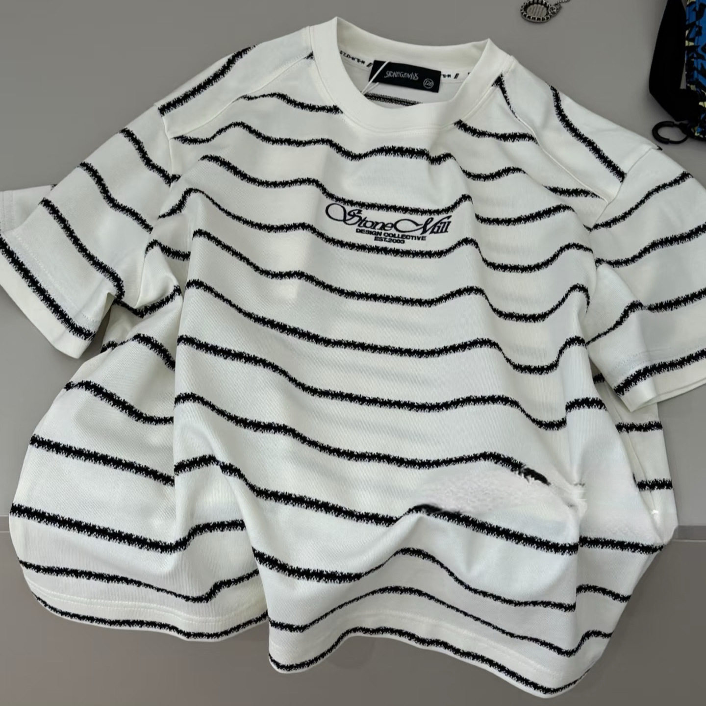 2026夏季新款男童短袖T恤宽松韩范条纹儿童半袖时尚男孩夏装上衣