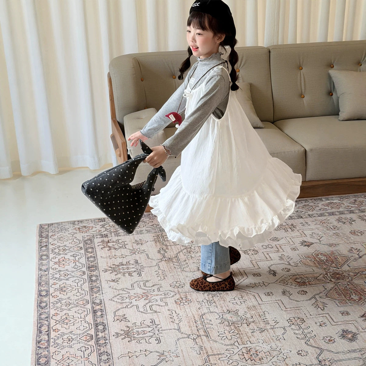 韩系秋装 女童韩版宽松不规则鱼尾吊带裙 儿童刺绣蕾丝叠穿连衣裙
