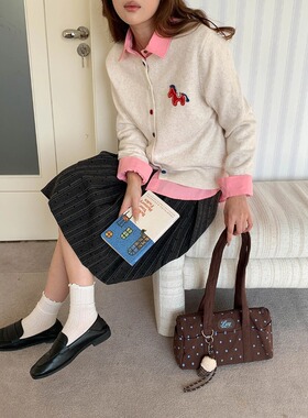 3th Morning 早春新款 点睛撞色小马贴布毛衣针织开衫ZY3946