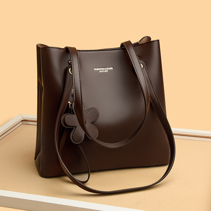 品牌真皮质感托特包包女2026新款简约大容量腋下包百搭单肩通勤包