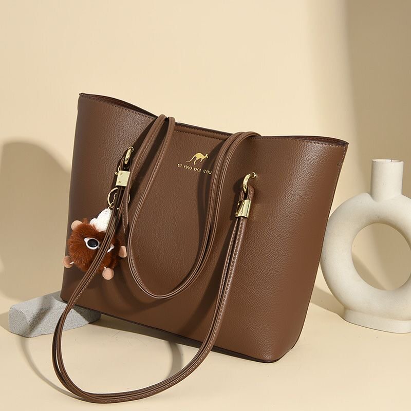 真皮质感托特包女士单肩包2025秋冬新款时尚百搭大容量女士通勤包