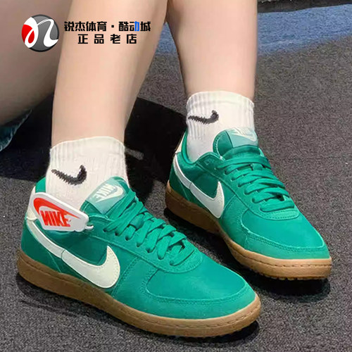 耐克Nike女士耐磨薄底运动休闲