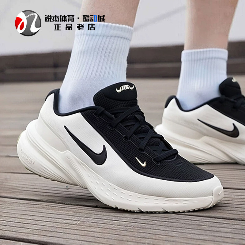 耐克Nike男子缓震耐磨透气跑步鞋