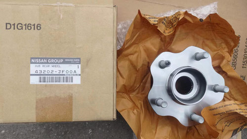 适用于尼桑GTR R35原厂前轮轴头 后轮轴头 前轮轴承后轮轴承