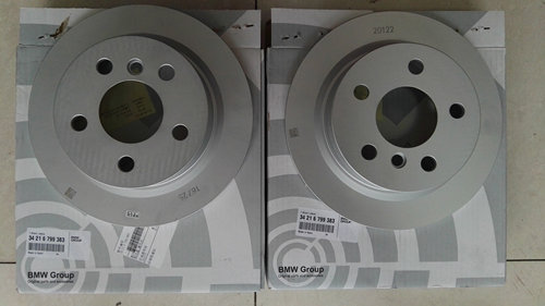 适用于宝马迷你miniR55R56R60F55F56F60F54刹车片刹车盘原厂正品