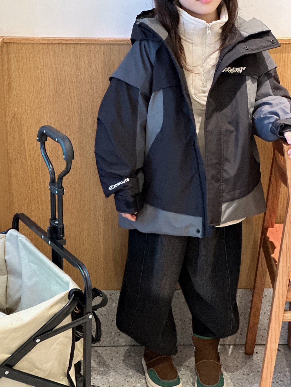 2025冬季新款女童韩版洋气中长款连帽风衣外套羽绒服